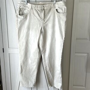 Chicos Platinum Tan Skimmer Straight Leg Jean Sz 3
